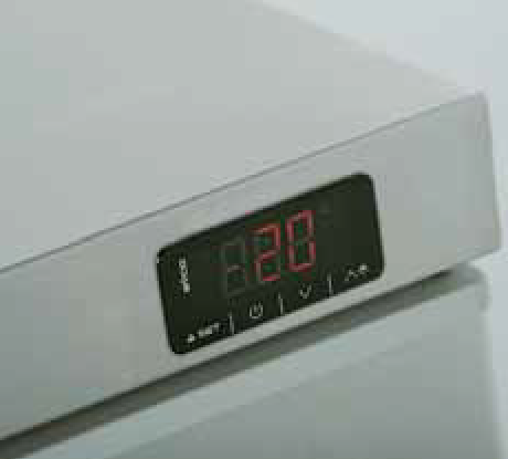 Mini armario refrigeración Infrico RV200IGD puerta de cristal